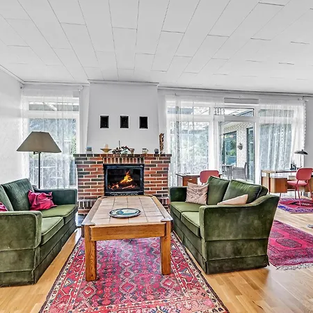 5 Bedroom Beautiful In Tranekaer